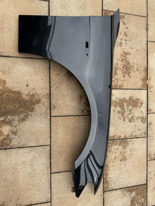 BMW E65 730d przedni prawy błotnik