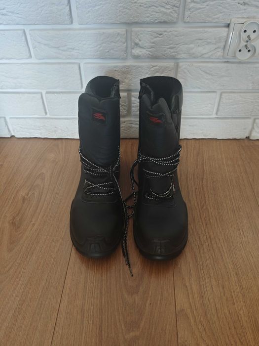 Buty robocze PERF MUNICH S3 CI HRO SRC zimowe - (42) nowe