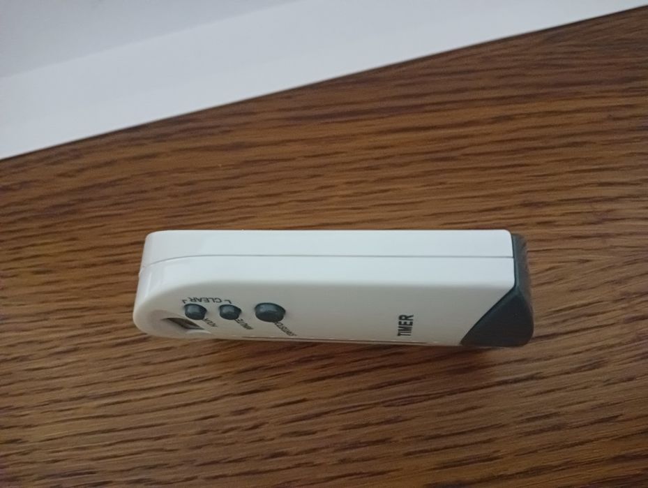 Przypominacz timer z szufladką na leki, suplementy diety