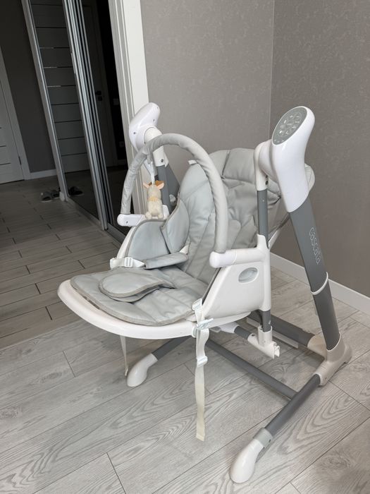 Стільчик для годування Carrello Cascata 3в1 з функцією автоматичного гойдання
