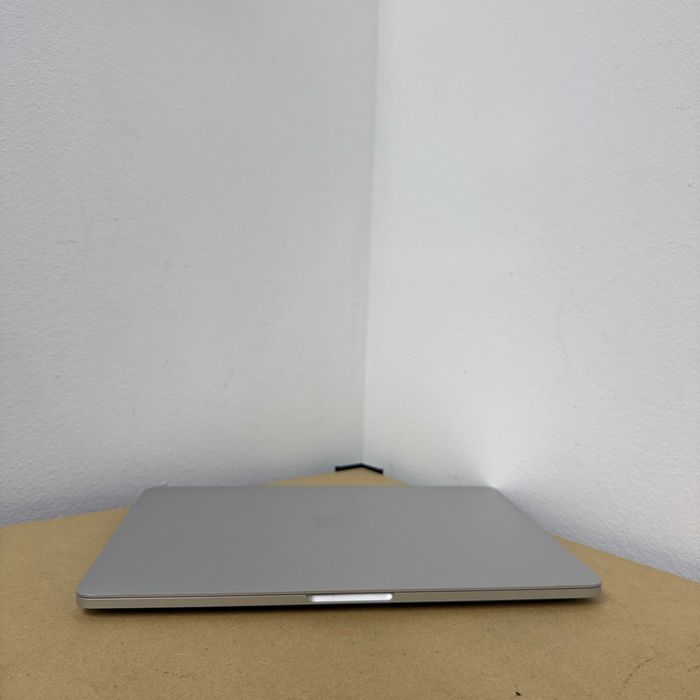 Macbook Pro 2020 TouchBar { i5 | 16gb | 1Tb SSD } Гарантія . 13108SV