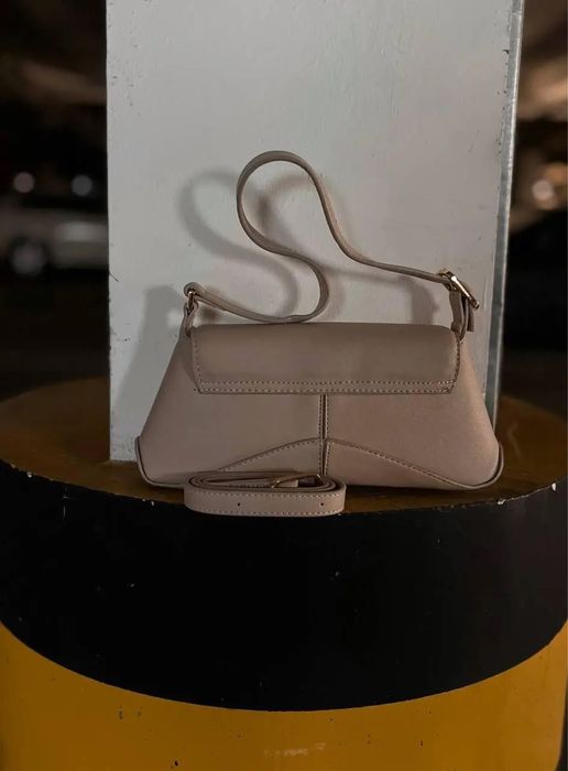 Сумка маленька , бежева