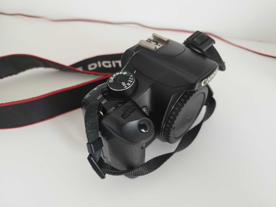 Canon EOS Rebel XSi / 450D