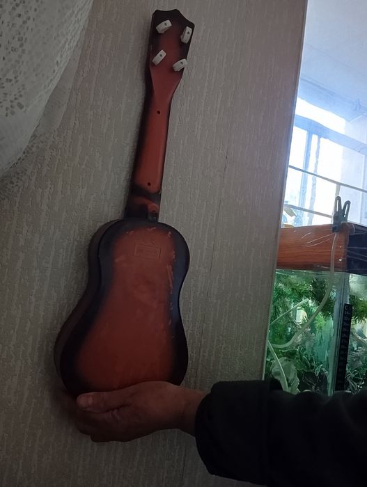 Гитара детская пластик