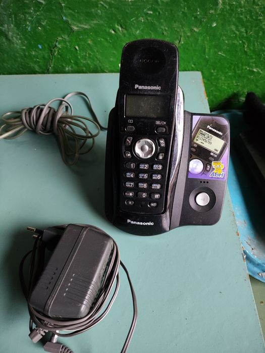 Стаціонарний телефон Panasonic