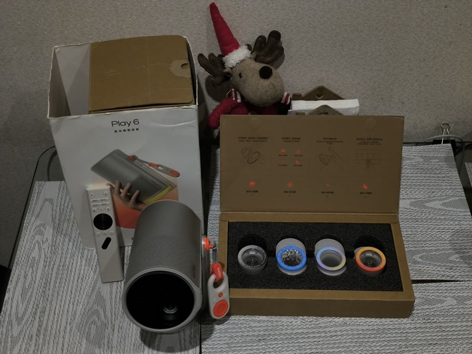 Портативний Full HD проектор Xgimi Play 6