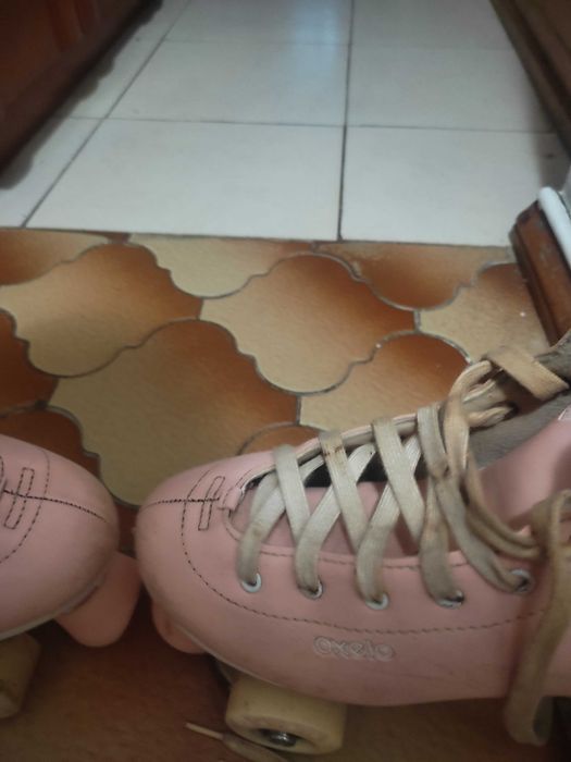 Patins de menina de 4 rodas