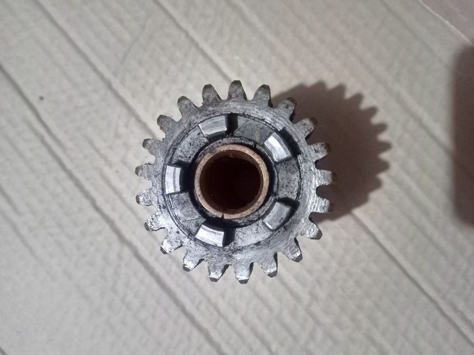 Приводна шестерня на ІЖ ПС Планета Спорт