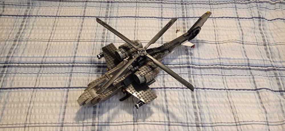 Helicóptero Lego (não oficial)