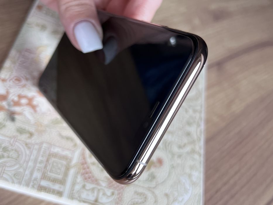iPhone 11 pro 256gb акб 71 %