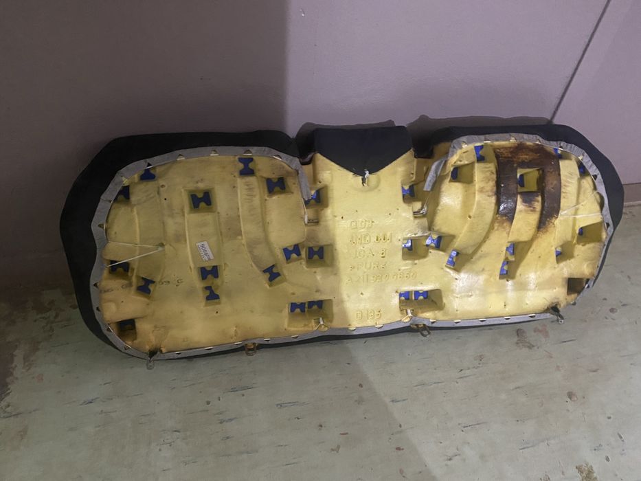 Сидіння на мерседес 211