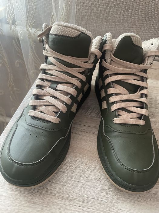Кросівки зима-осінь adidas