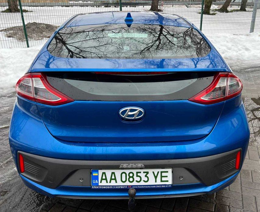 Оренда електромобіля Hyundai IONIQ