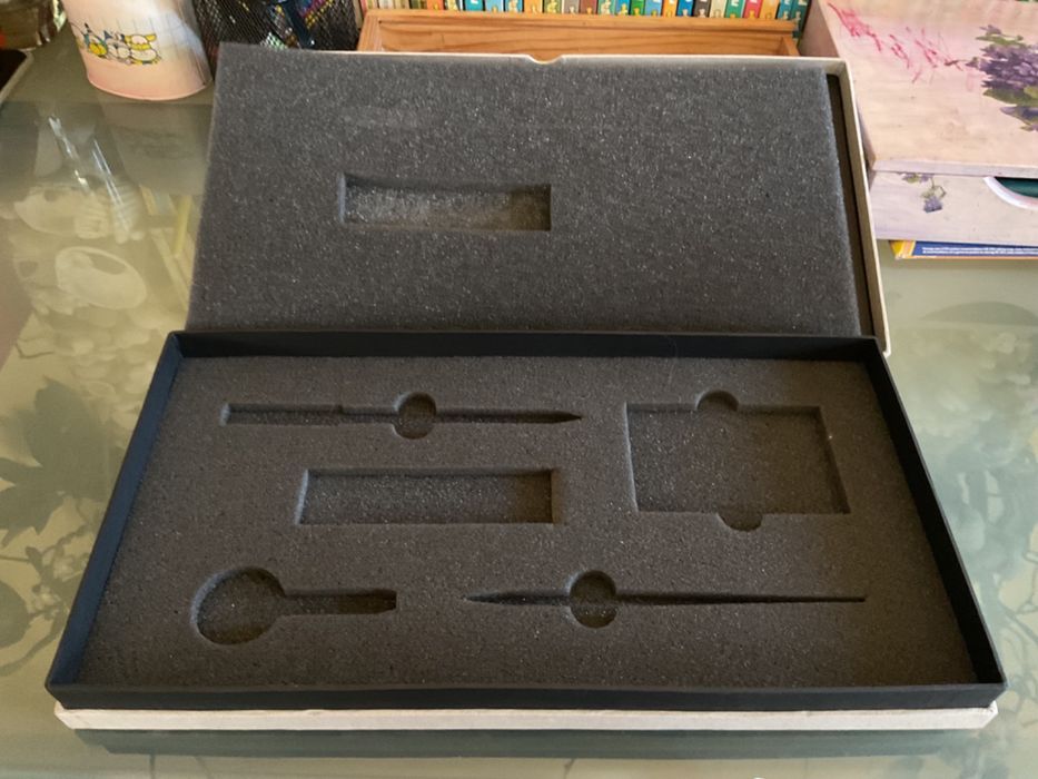 Pack Material Escritório