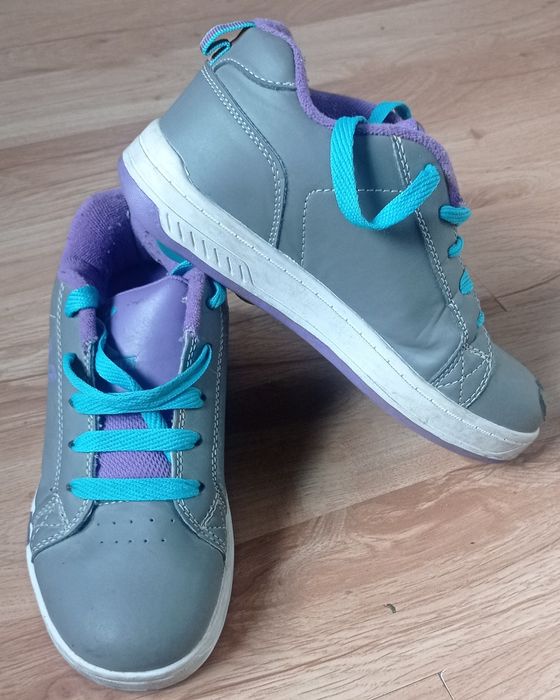 Butorolki Sidewalk r34