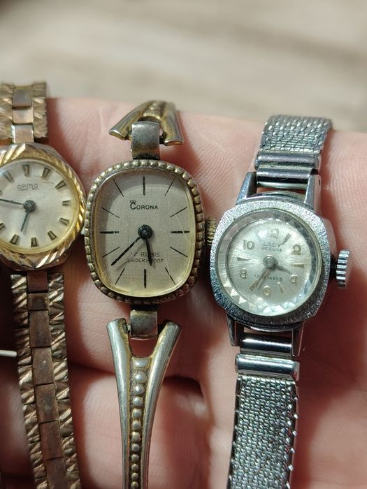Stare zegarki damskie