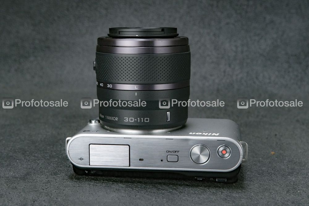 Фотоапарат Nikon J2 +30-110