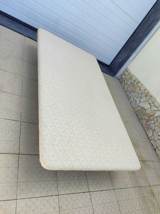 Estrado com pés 1,90x90 possibilidade de entrega