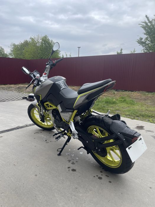 Продам хороший мотоцикл SHINERAY nitrox 300