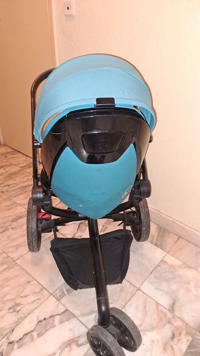 Conjunto carrinho quinny moodd e ovo maxi cosi