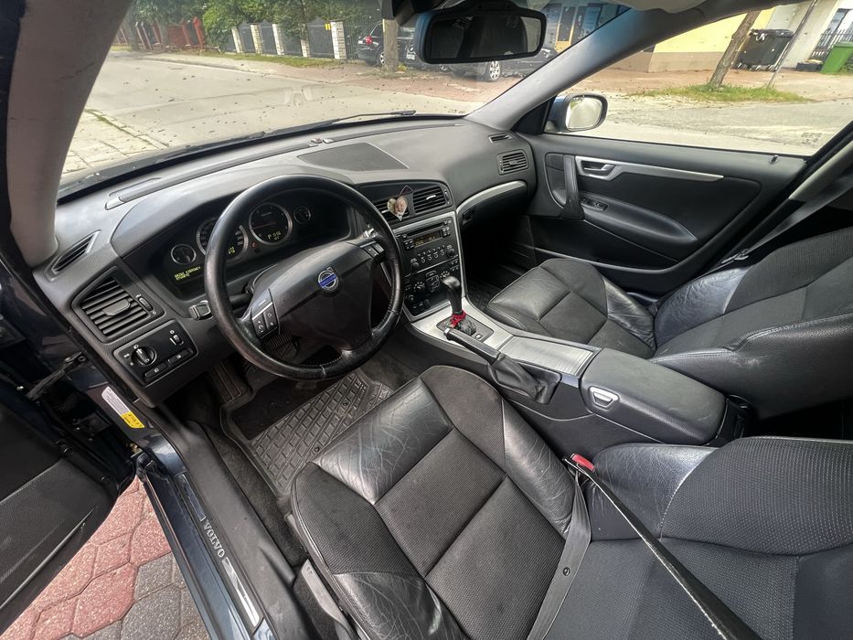 Volvo v70 2.4 diesel D5 2007r hak