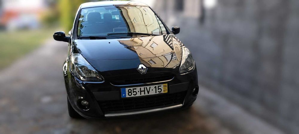 Vendo Renault Modelo Clio III Fase Phase II / facelift  Navegação Integrada / Versão com GPS.