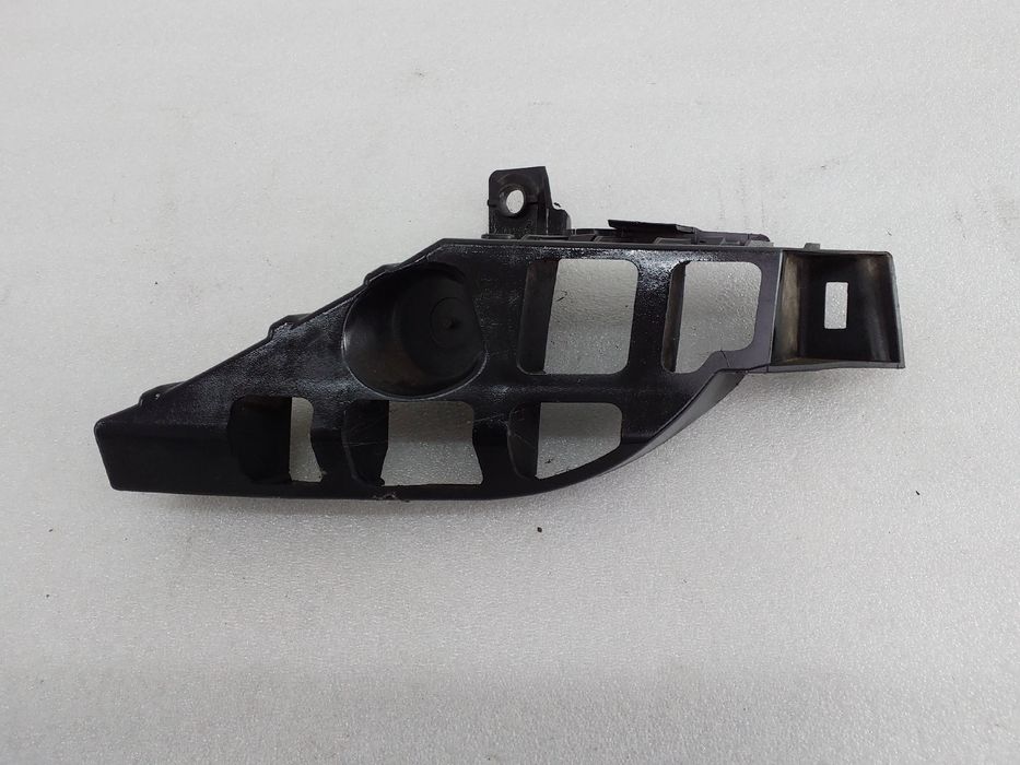 Guia de pára-choques trás direita SEAT Leon (5F1)