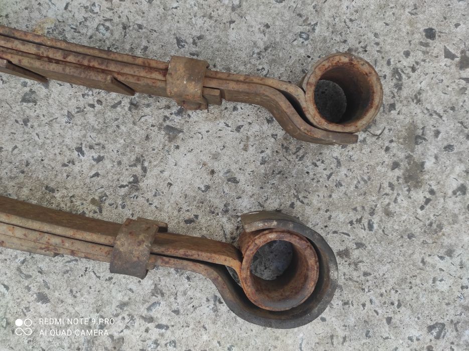 Продам передні задні ресори уаз 469 , 3151