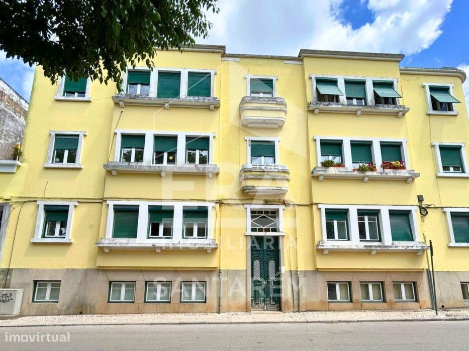 Apartamento T3 no centro de Santarém