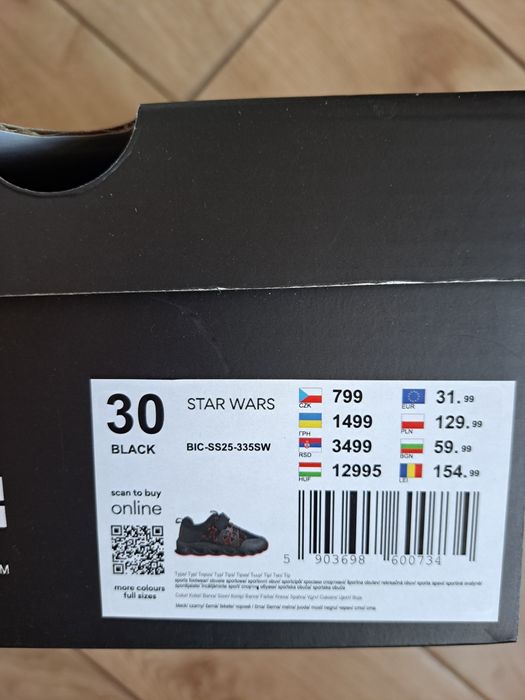 Adidasy r.30 chłopięce święcące