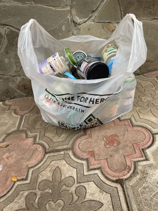 Баночки с детского питания