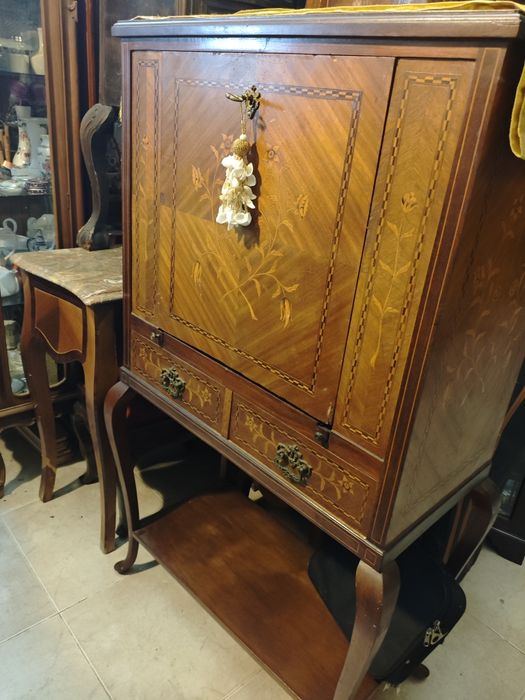 Bar Luís XV - para restauro