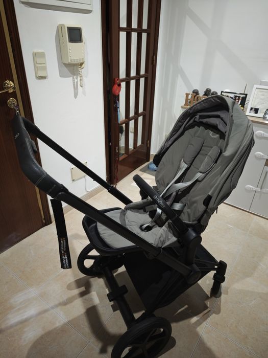 Carrinho de bebe Cybex E-Priam e ovinho