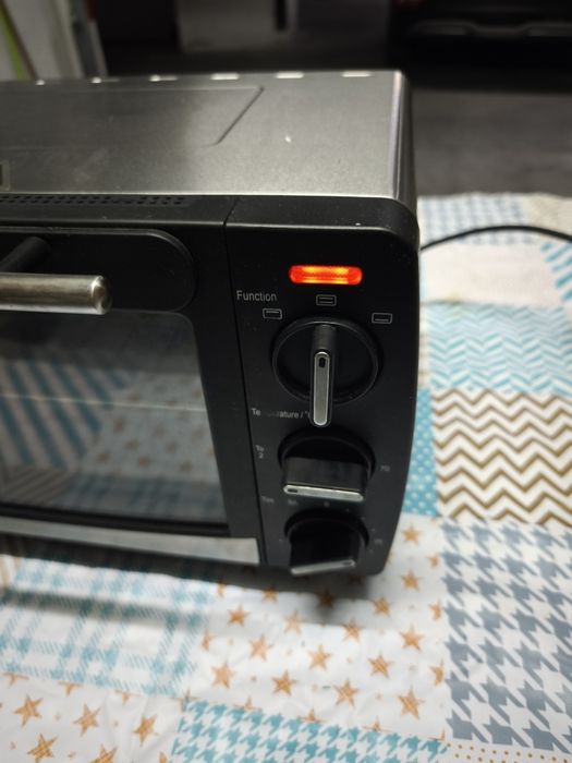 Mini forno elétrico