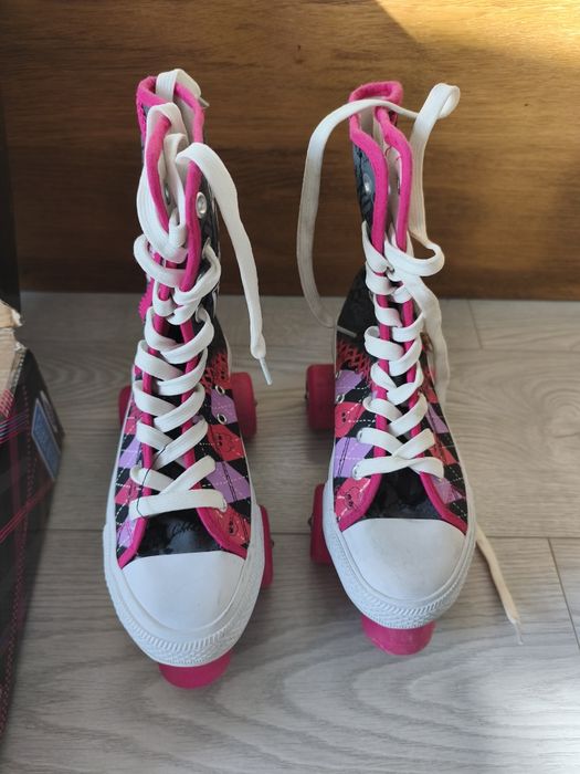 Patins Monster High - excelente estado