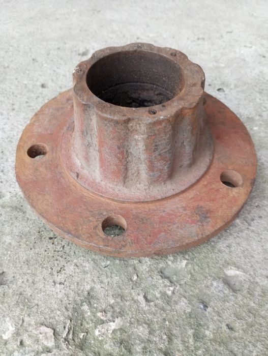 Ступиця культиватора