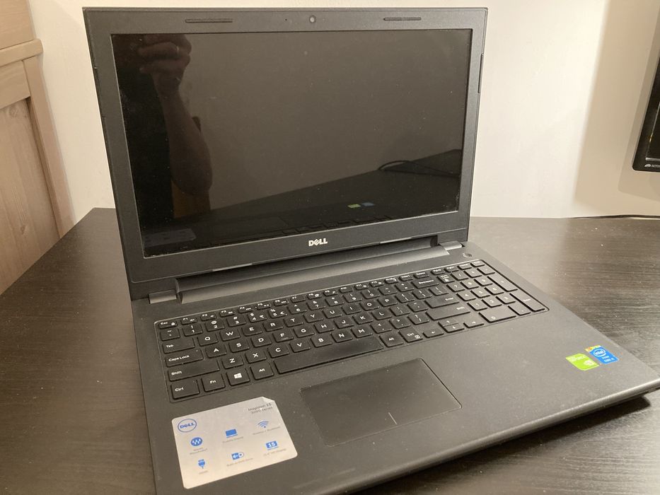 Laptop Dell Inspiron 15 (33308)
