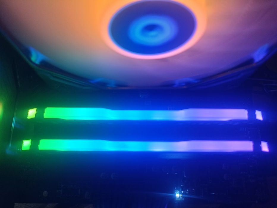 DDR4 32GB RGB 3200MHz/3600Mhz