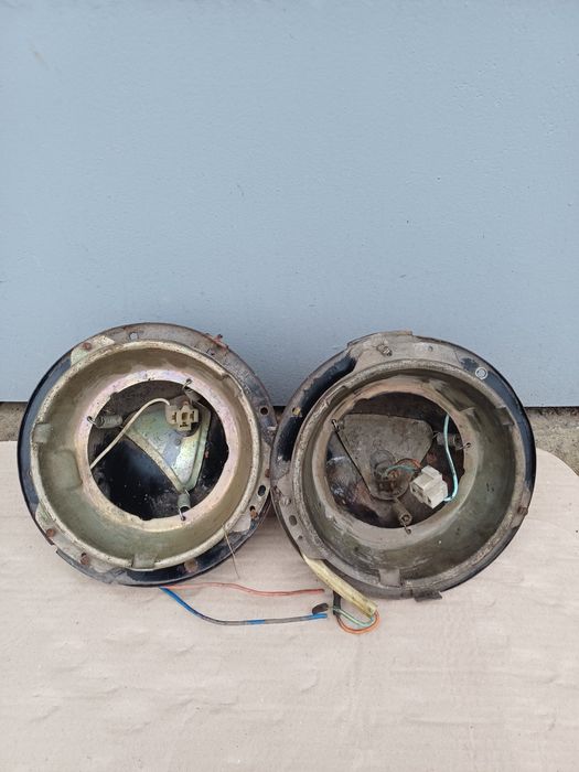 Продам корпуса   фар  Краз, ГАЗ,ЗИл