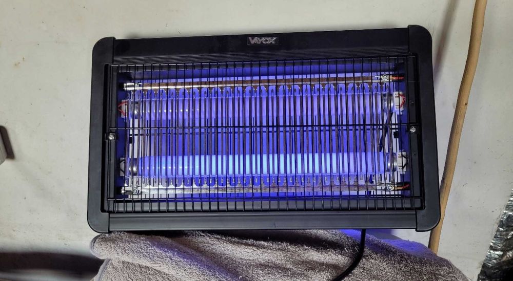 Nowa Lampa Owadobójcza UV 20W Na Komary Muchy Owady Rażąca Mocna