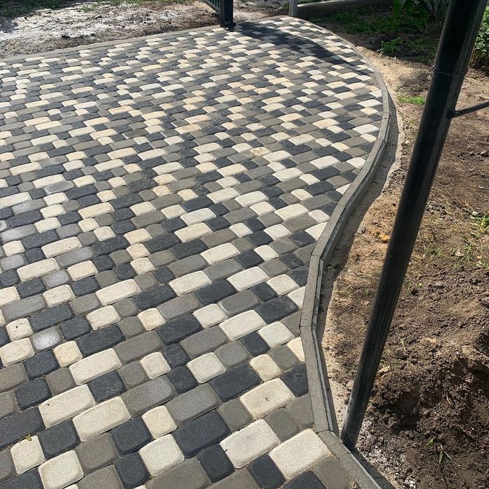 Укладка тротуарной плитки