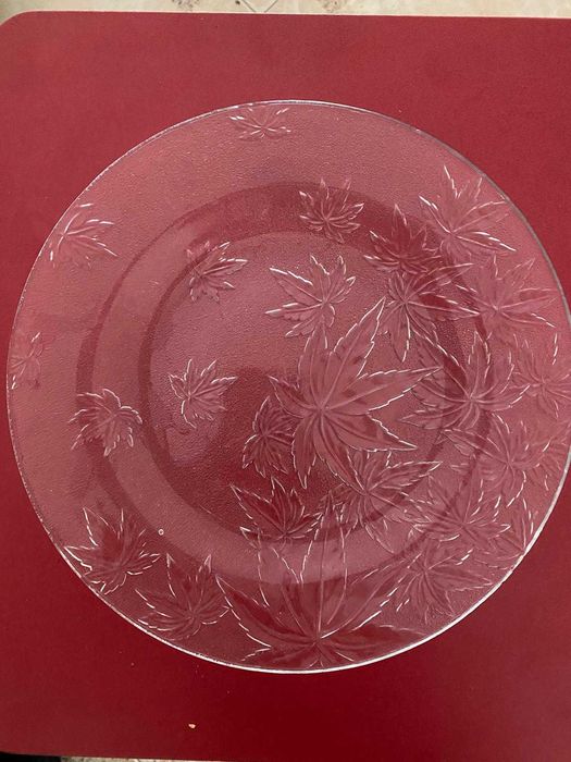 16 pratos de vidro vintage