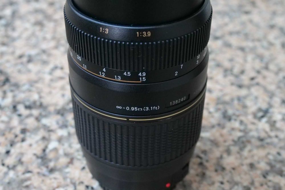 Tamron 70-300mm f/4-5.6 Di LD Macro 1:2 (A17E) p/ Canon EF