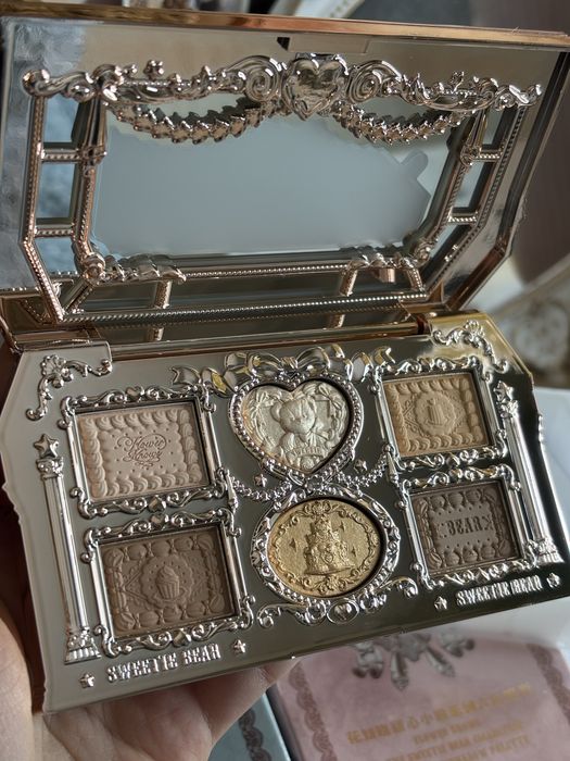 Flower knows sweetiei bear palette