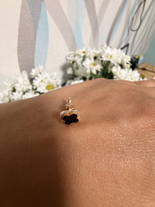 Сережки van cleef