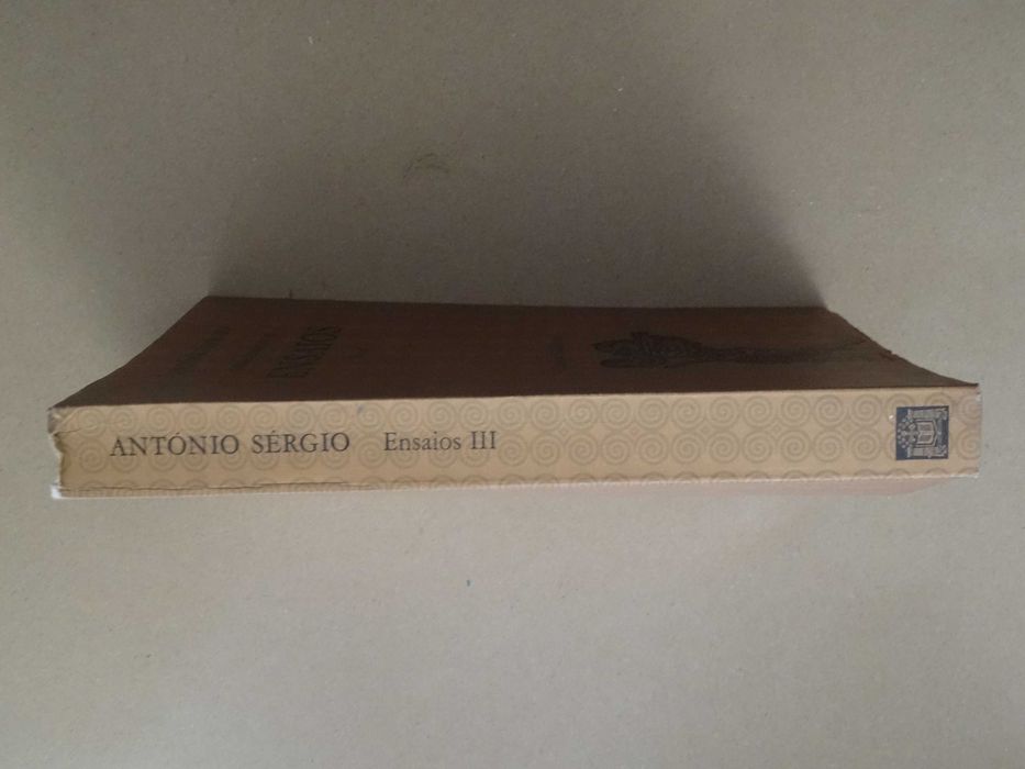 Ensaios de António Sérgio - Tomo lll