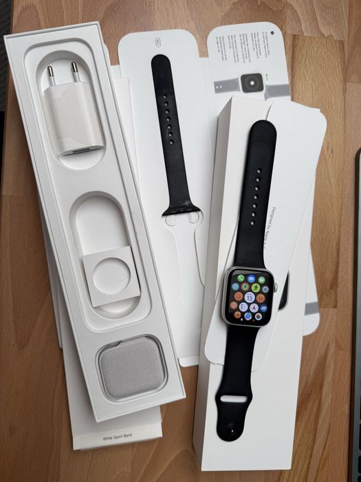 Apple Watch 5 44mm GPS