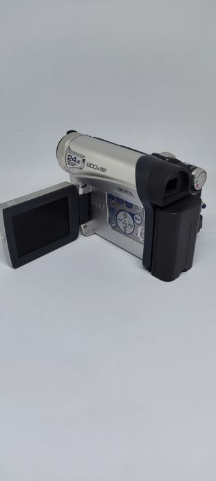 Видеокамера Panasonic NV-GS11