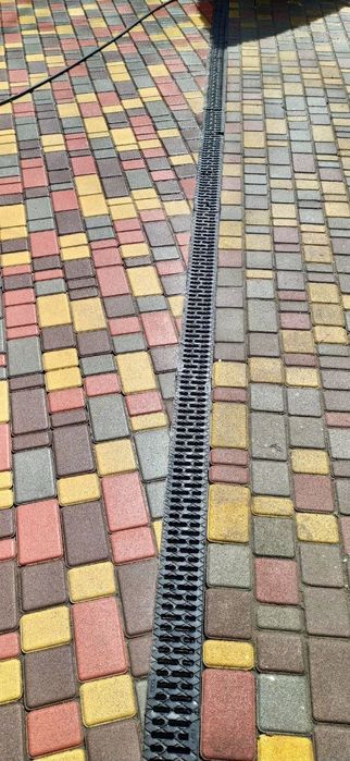 Митя бруківки,тротуарной плитки,миття вікон, витражей фасадов