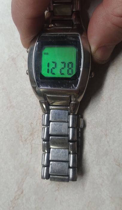 Электронные часы